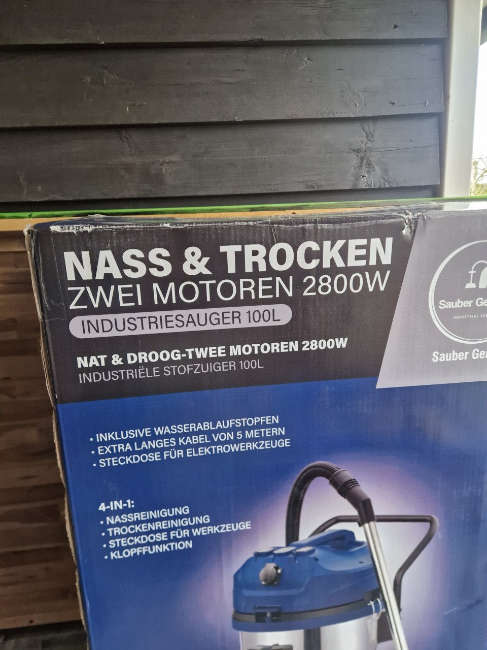 Sauber Industriële stofzuiger 100 Liter nat & droog 2 motoren 2800W.