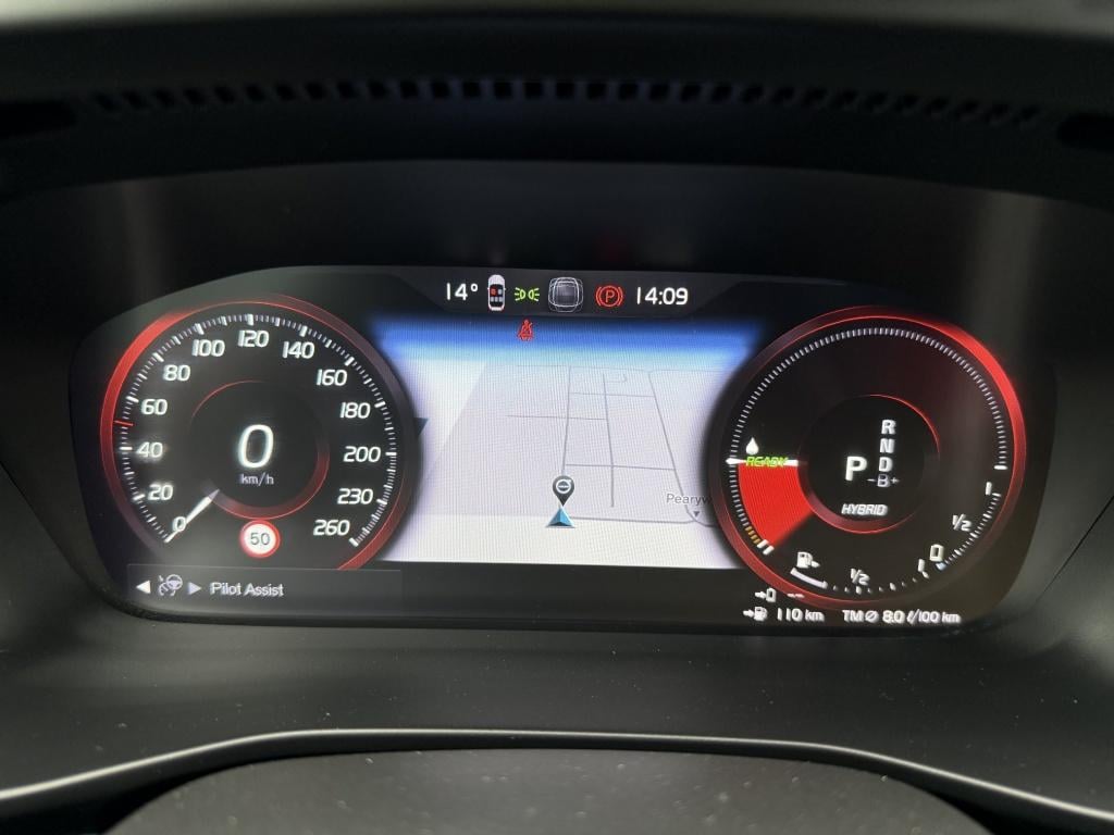 Volvo XC40 t5 262pk recharge ultimate dark