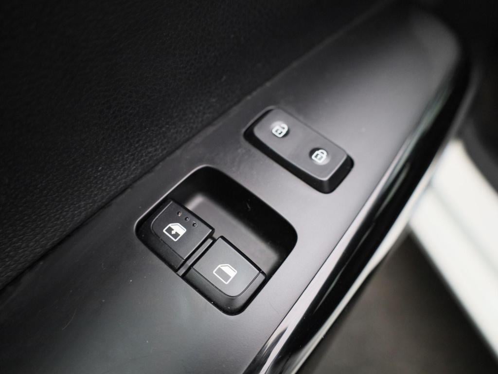 Kia Picanto 1.0 dpi comfortline | automaat | navigatie | bluetooth | cruise