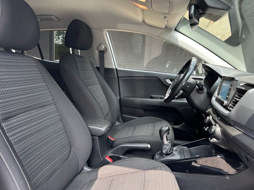 Kia Stonic 1.0 t-gdi dyn.line