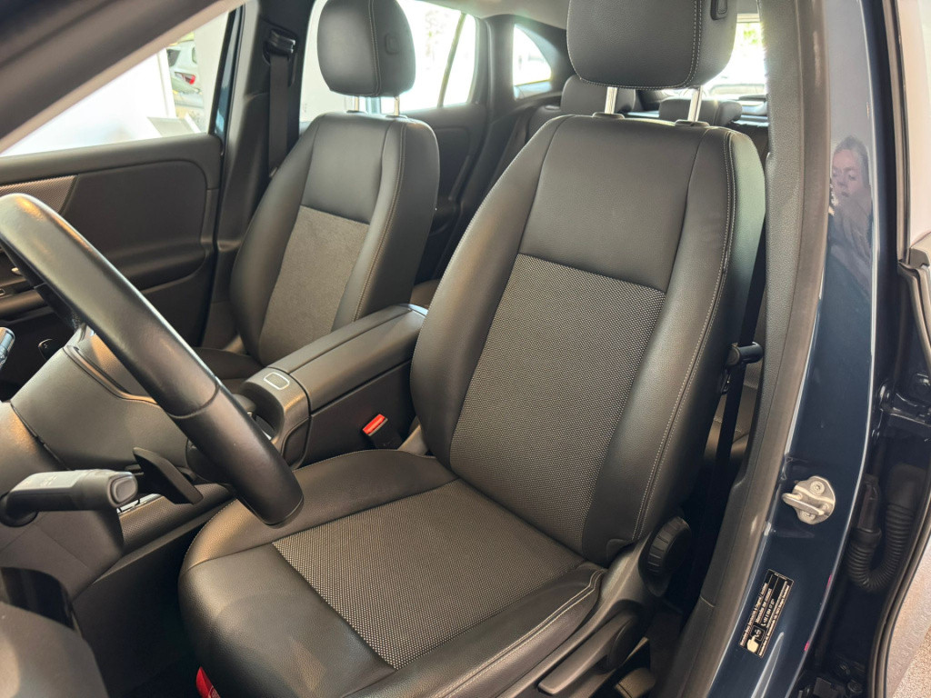 Mercedes-Benz Gla-klasse 180 business solution