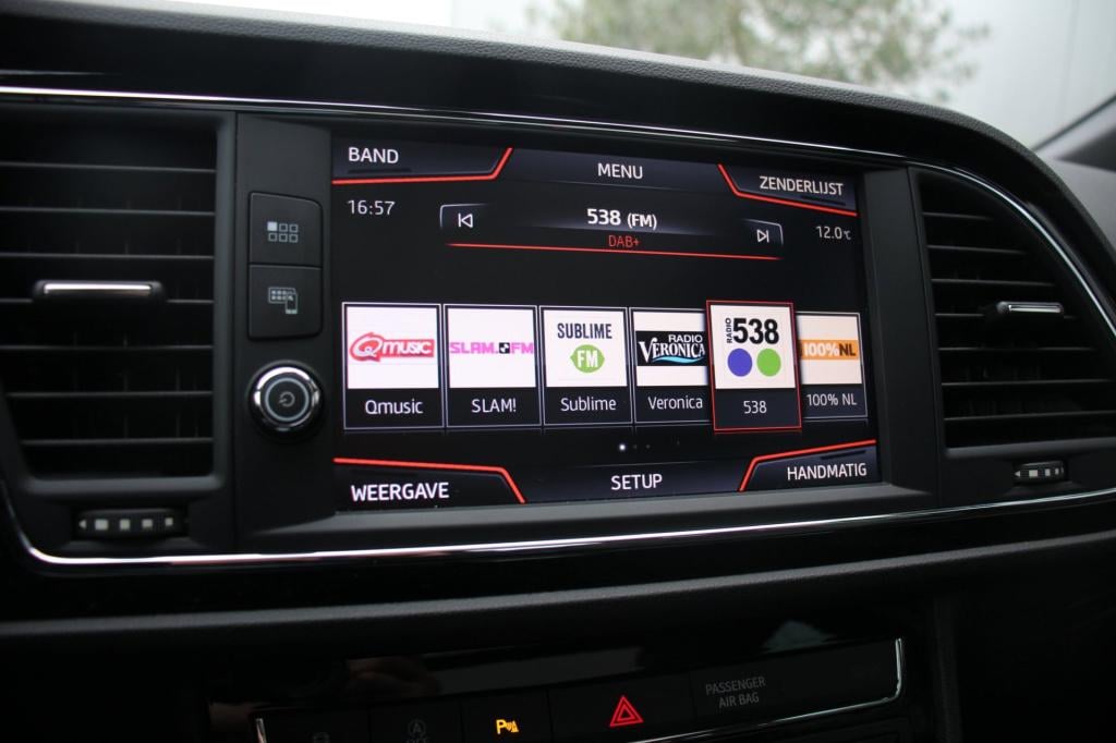 Seat Leon st 1.8 tsi fr business intense - pano - carplay - leder/alcantara