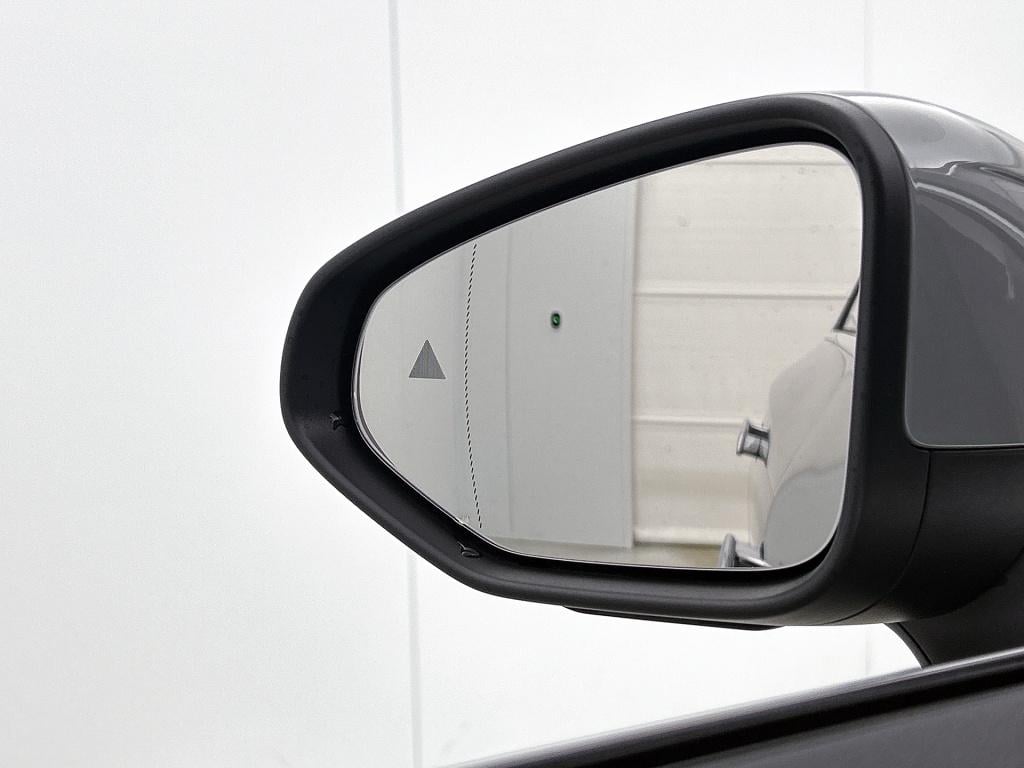 Mercedes-Benz Cla 200 business solution amg | advanced plus pakket | parkee