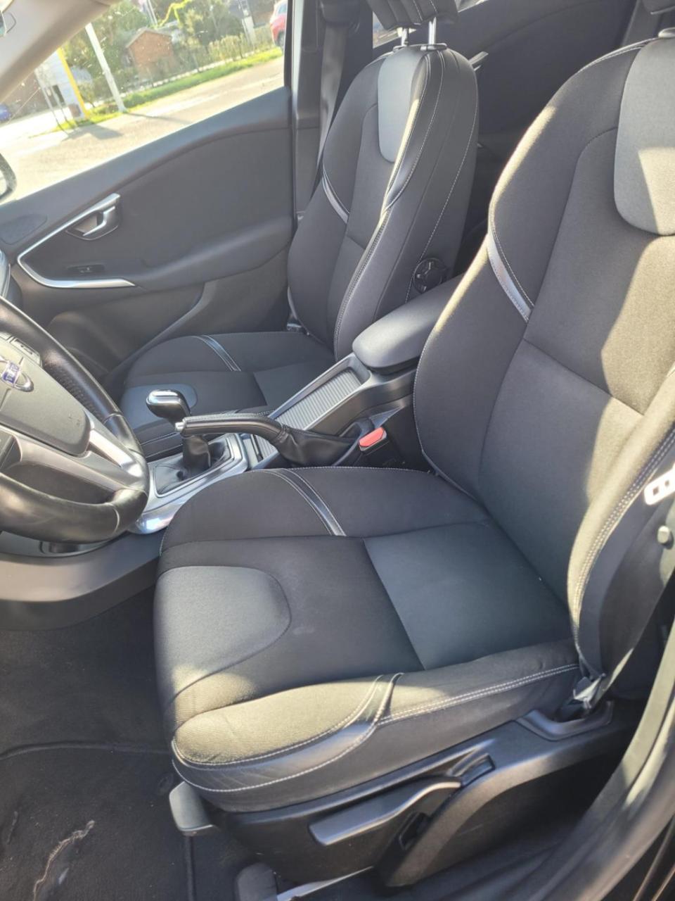 Volvo V40 2.0 d2 summum business