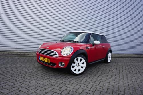 Mini One mini 1.4 airco / elektr. ramen / lm velgen