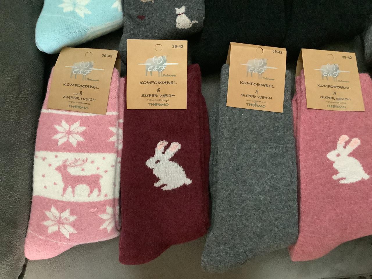 Partij heerlijk warme wollen sokken. ( partij 57)