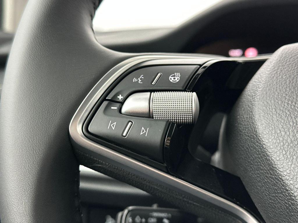 Skoda Elroq business edition tour elektromotor 150 kw / 204 pk