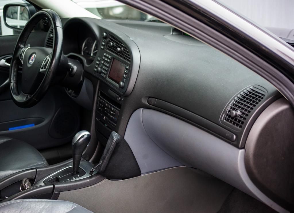 Saab 9-3 sport sedan 1.8t vector