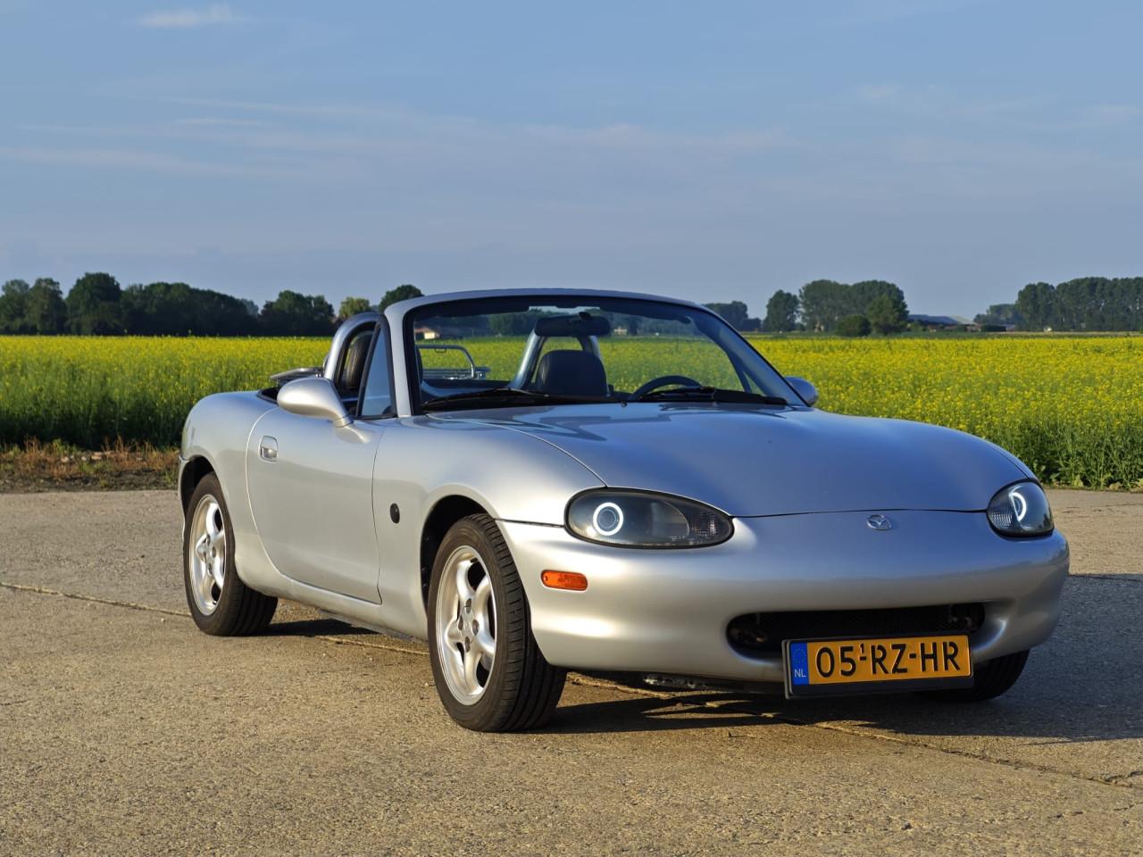 Mazda MX-5 1.6i 1999