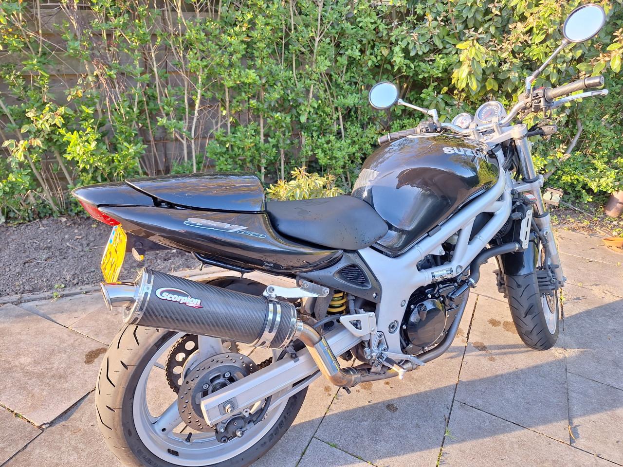 Suzuki SV 650 naked bike