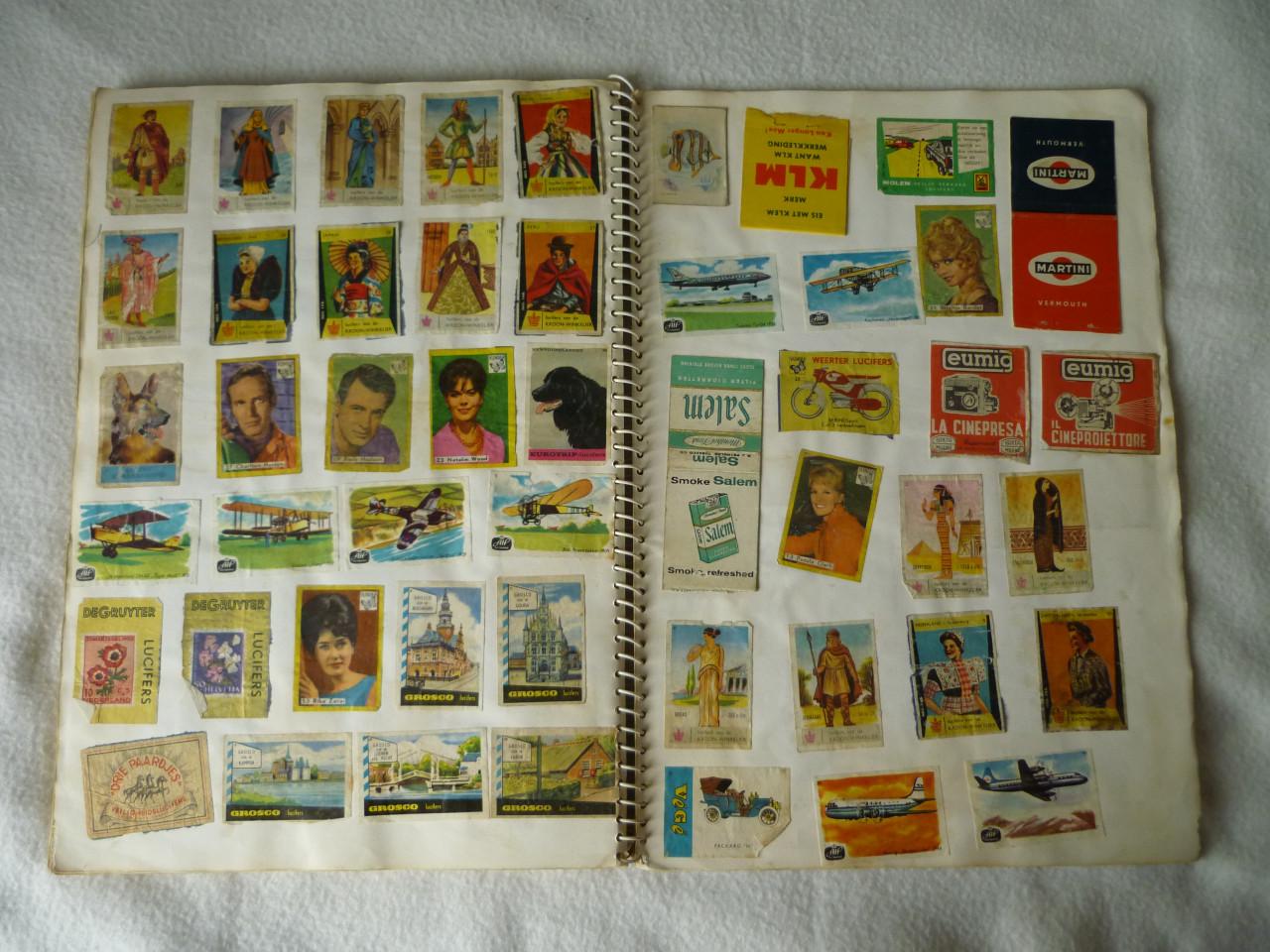 Flinke verzameling vintage plaatjes van lucifer doosjes