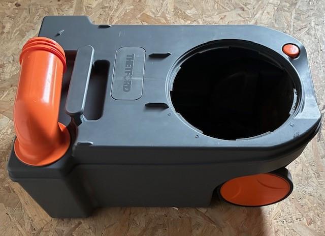 Thetford C250 tank voor onderdelen zonder dop 23,50 euro