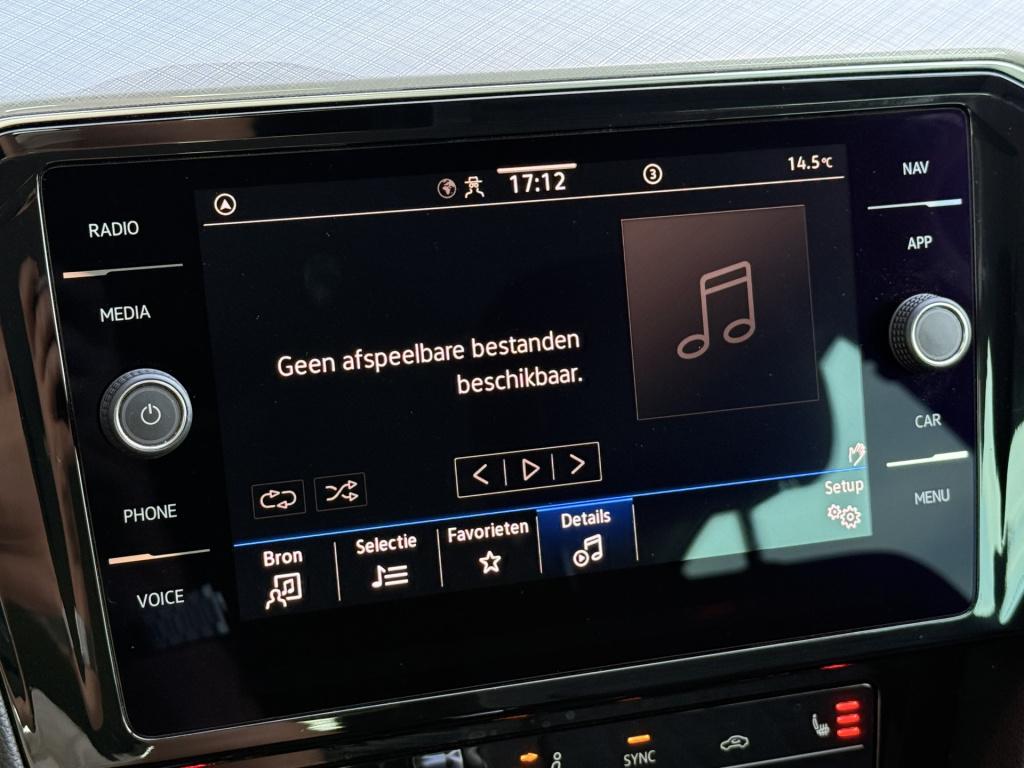 Volkswagen Passat variant 1.5 tsi business | electrische trekhaak | acc | m
