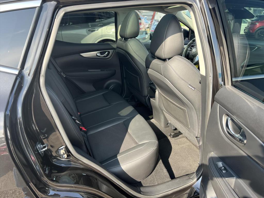 Nissan Qashqai 1.2 115pk dig-t xtronic automaat tekna , trekhaak