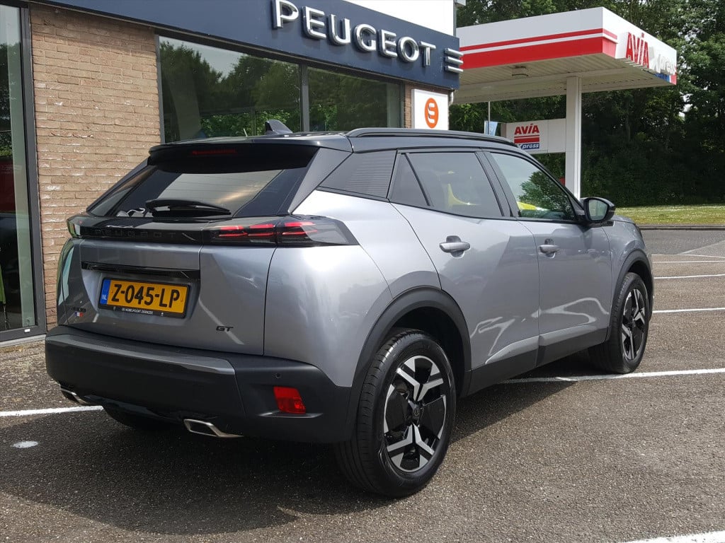 Peugeot 2008 1.2 pt-130pk gt (vol) automaat/eat8 navigatie | cruise & clima