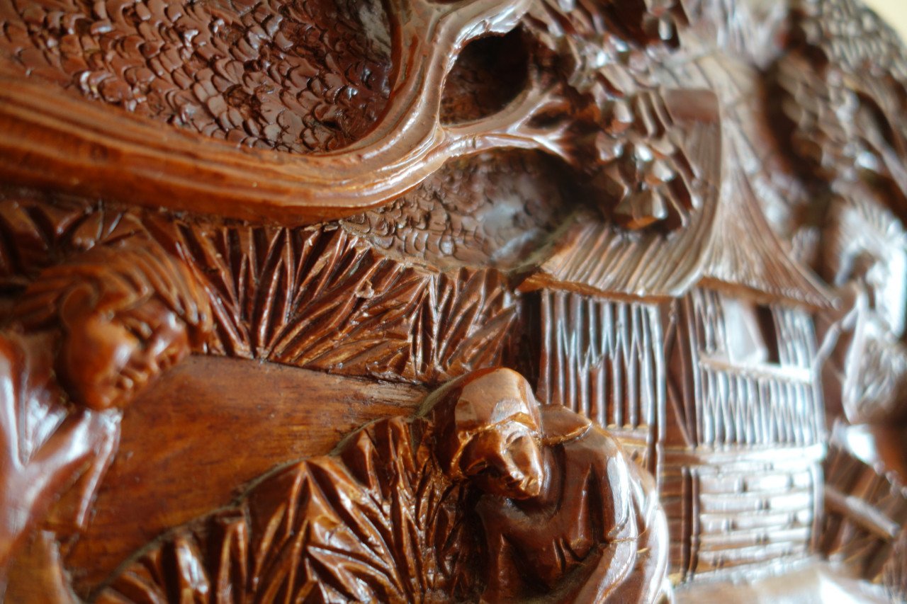 Vintage Indonesisch Balinees handgesneden houten paneel 69 x 32 cm