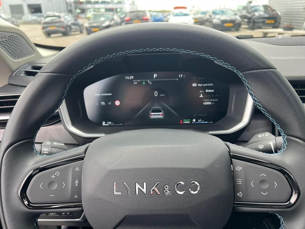 Lynk & Co 01 1.5 261pk phev , panodak , adaptive cc , 360gr camera , carlpl