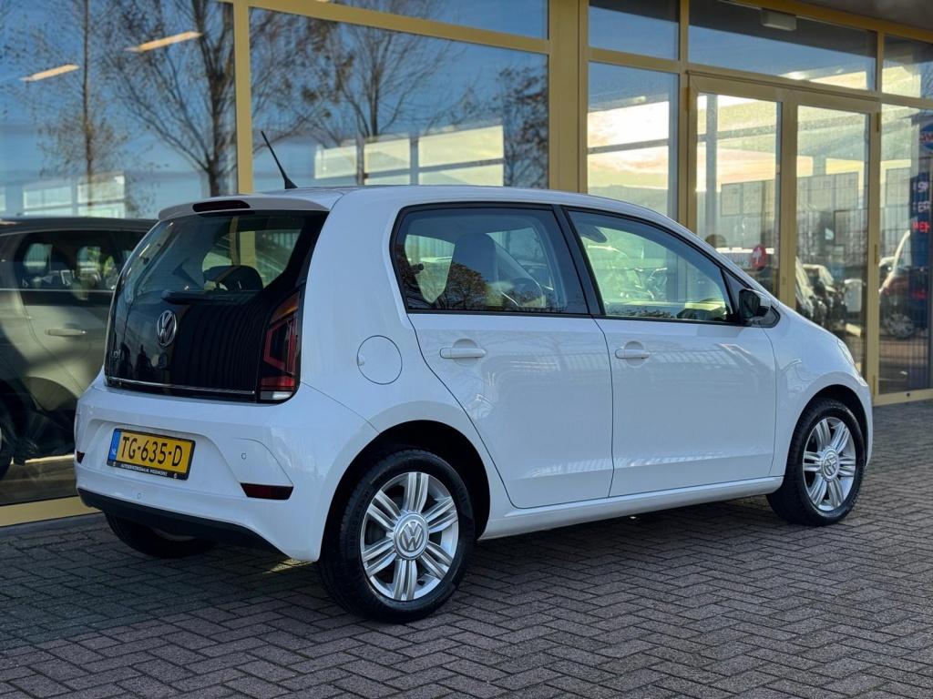 Volkswagen UP! 1.0 bmt high up!