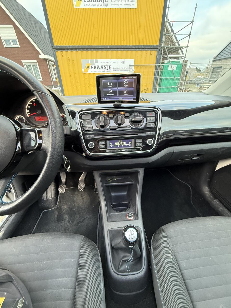 Volkswagen Up! Cup Editie 2024 - Pano-dak, stoelverwarm. etc