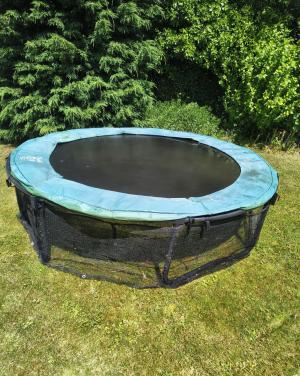 Trampoline