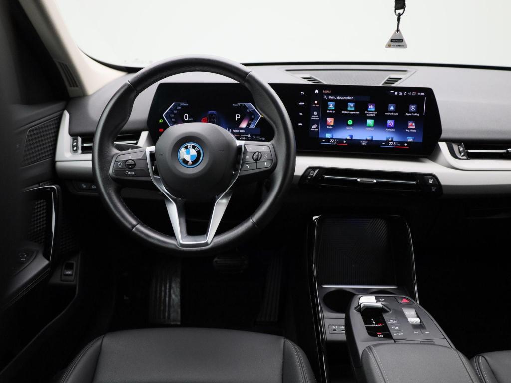 BMW X1 xdrive25e | automaat | lmv | parkeer sensoren | virtual cockpit | ca