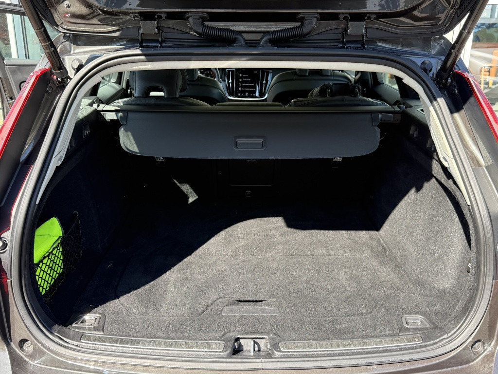 Volvo V60 b3 163pk inscription| panodak| adap.cruise| camera| leder| h&k s