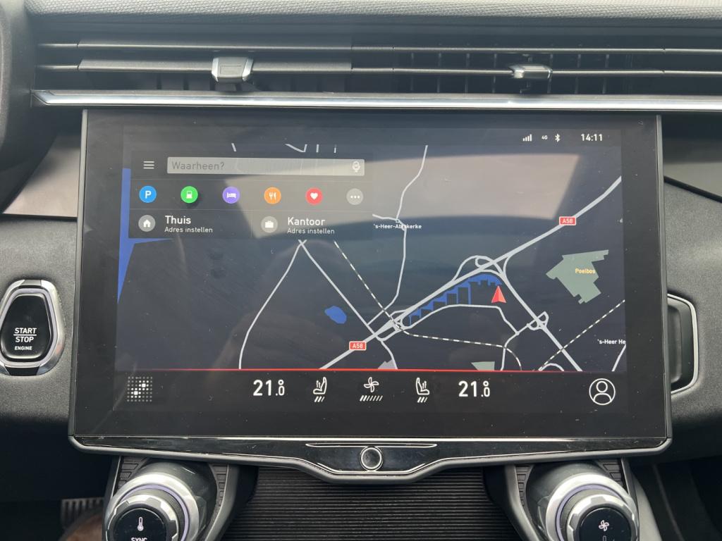 Lynk & Co 01 1.5 261pk phev plug inn hybrid ,black edition , pano dak,car p