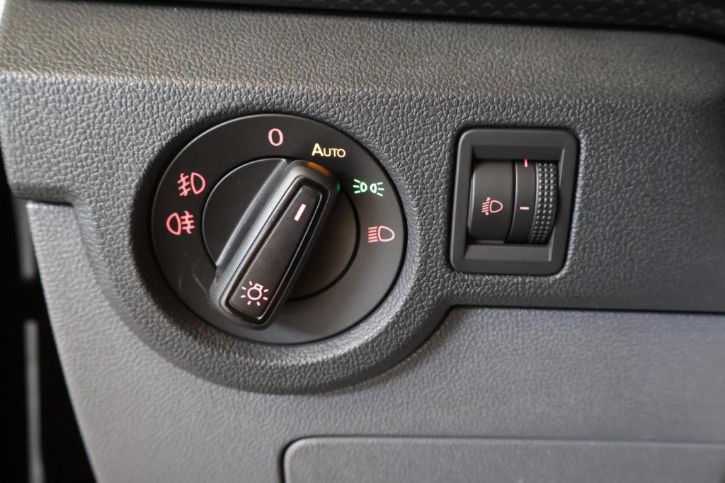 Volkswagen T-cross 1.0 tsi life business nl auto, appconnect, pdc v+a, acc,