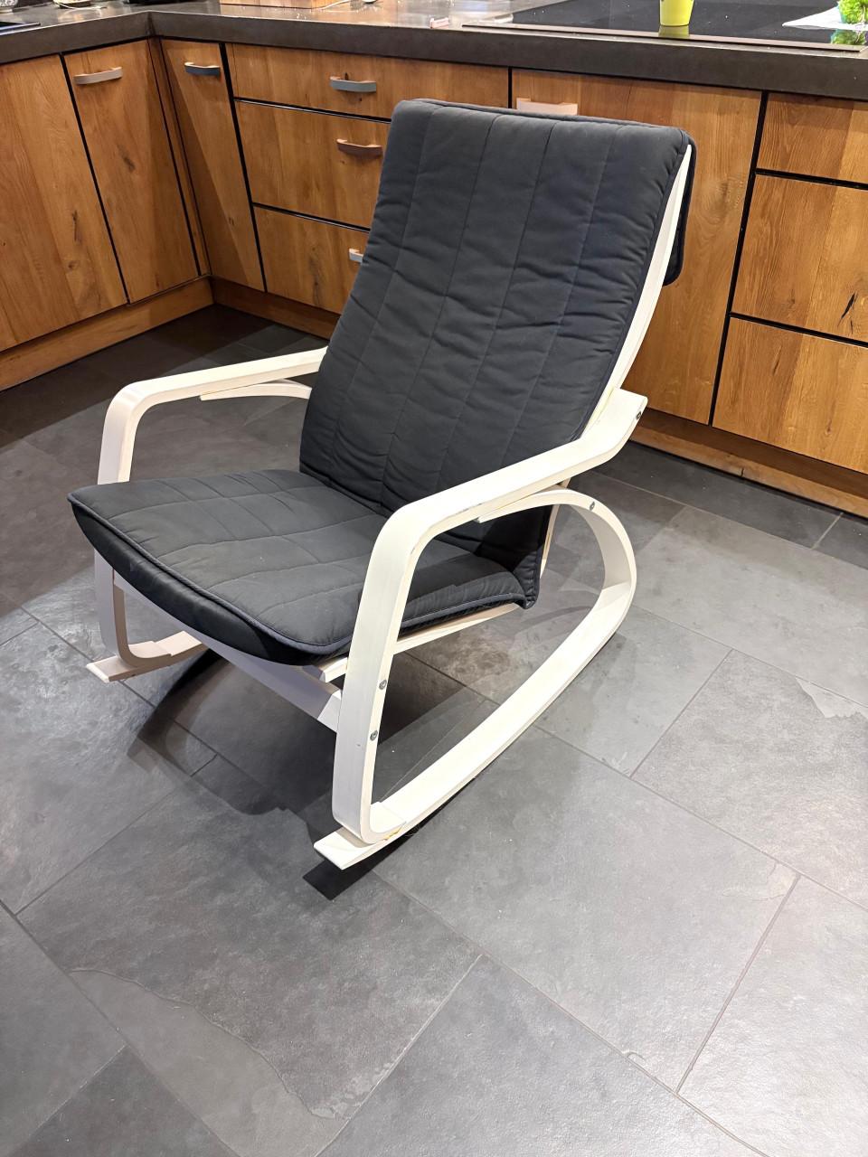 Schommelstoel met kussen model Poang IKEA