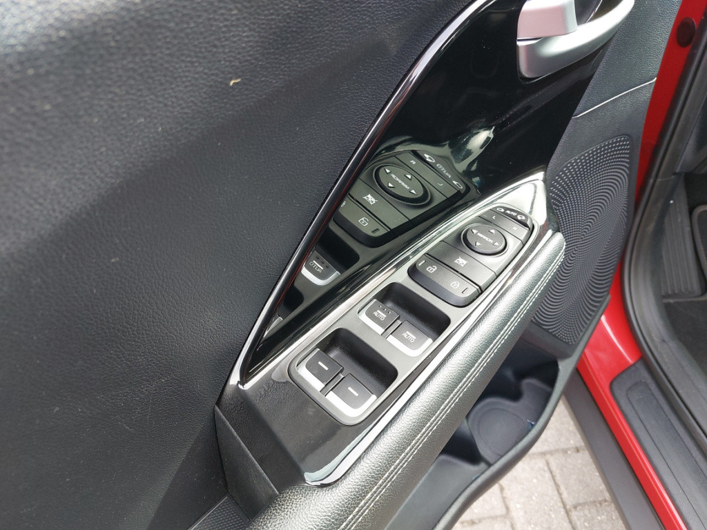 Kia Niro 1.6 gdi hybrid dynamicline | 1e eigenaar | trekhaak |