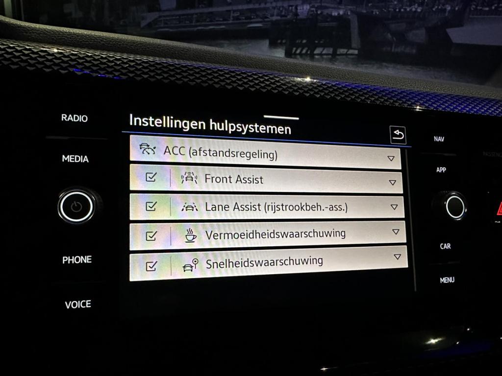 Volkswagen Polo 1.0 tsi life edition *iqlight*appconnect*winterpack*acc*