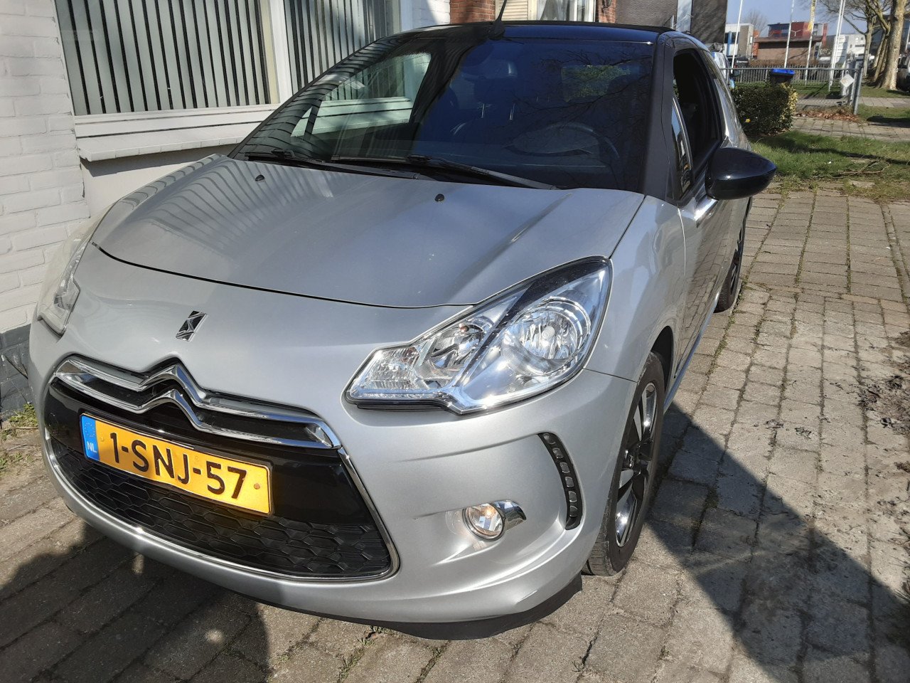 Citroen DS3 Cabrio 1.6 VTi So Chic