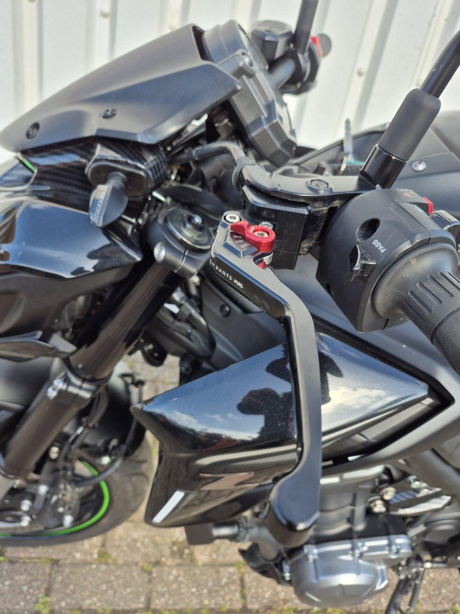Kawasaki Z900 uit 2019, stoere naked bike met veel extra's