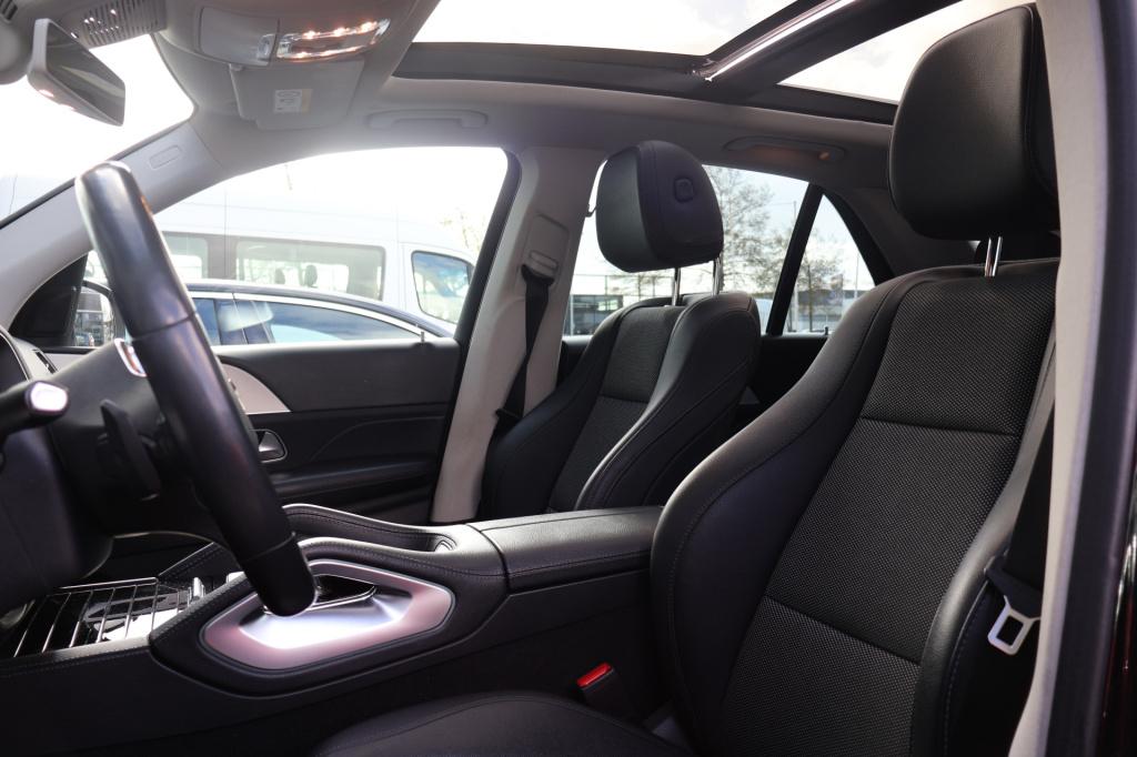 Mercedes-Benz Gle 300 d 4matic l panoramadak l mbux l camera l led high per
