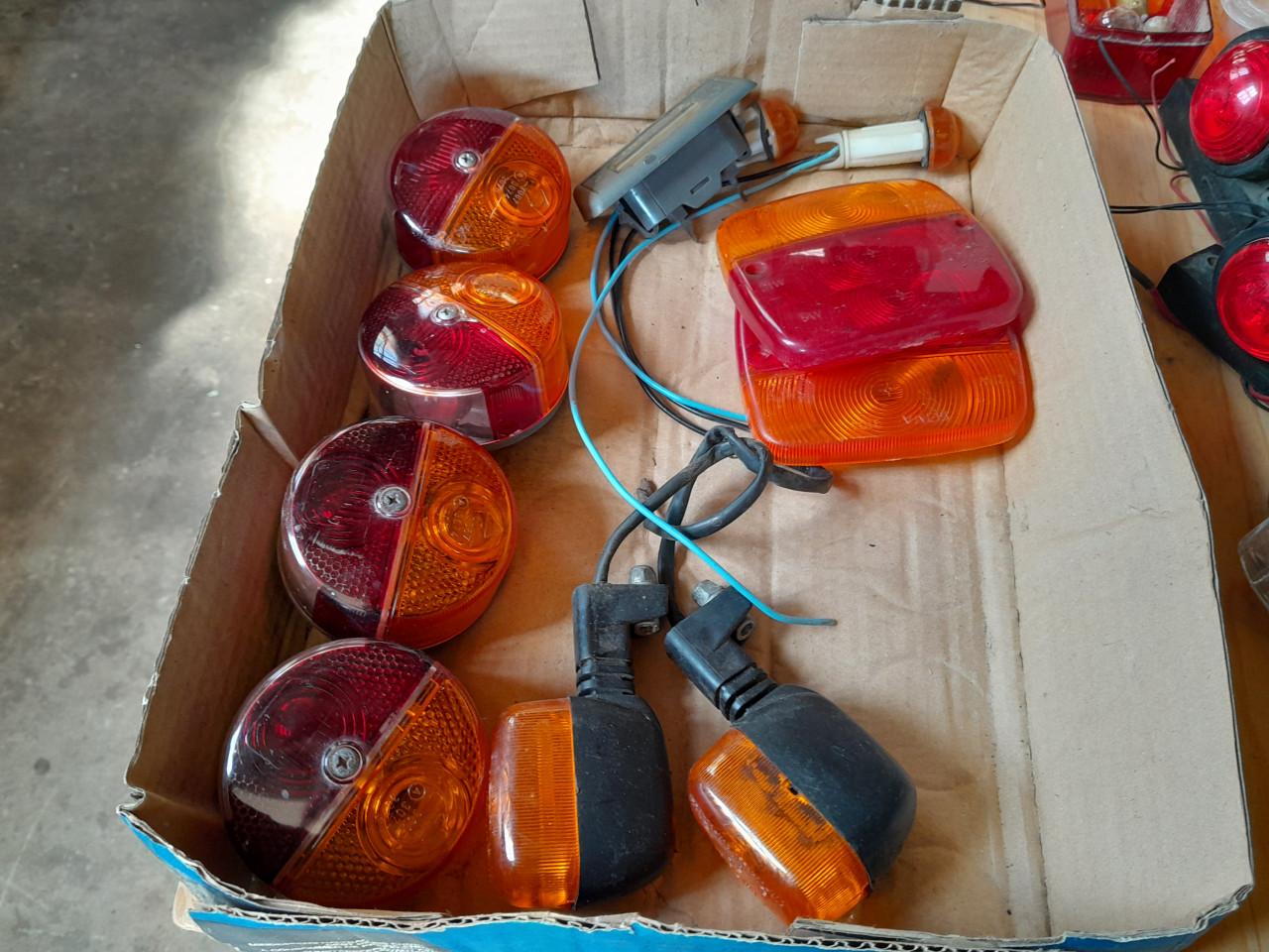 Partij verlichting voor auto,aanhangwage,vrachtwagen,caravan,fietsenrek enz