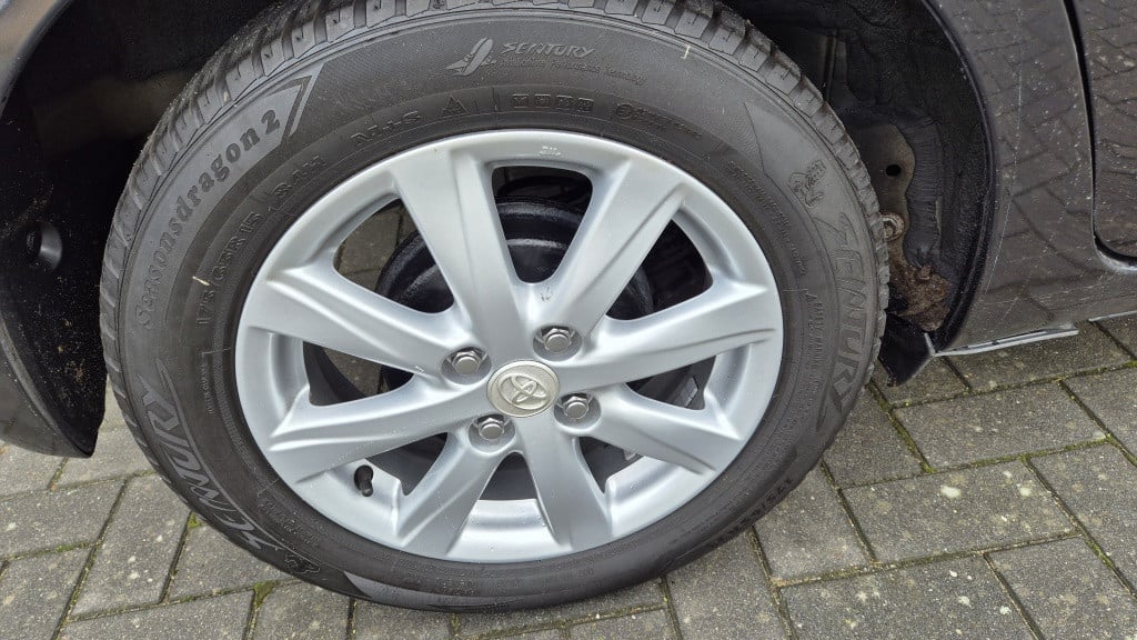 Toyota Yaris 1.3 vvt-i comfort