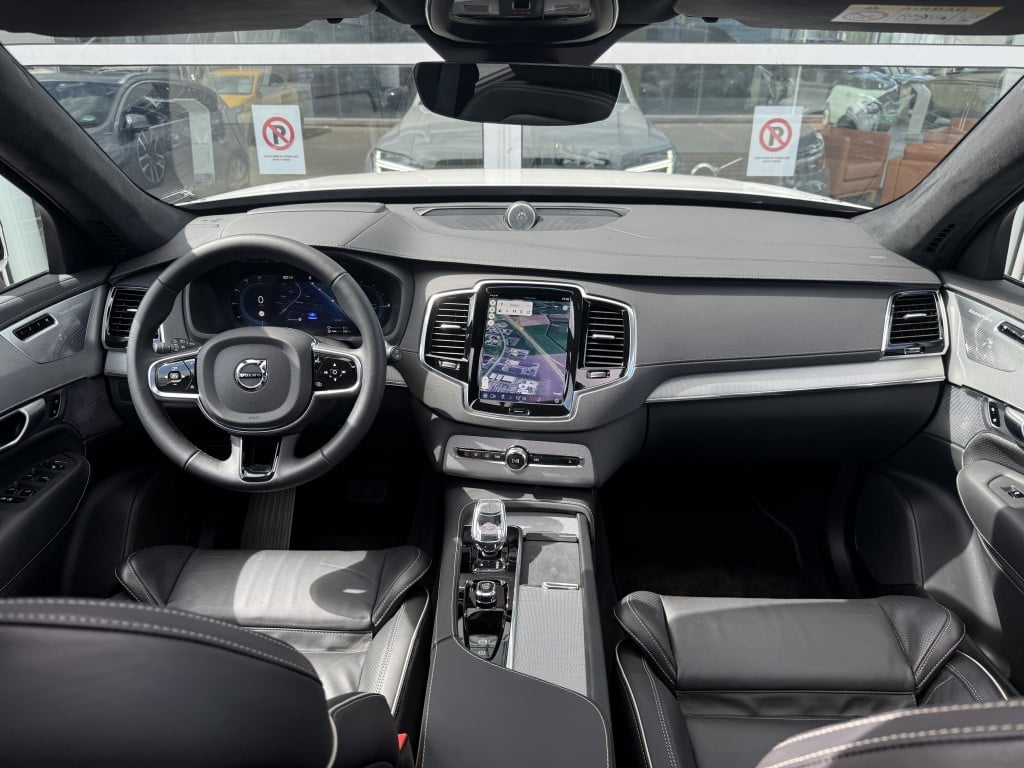 Volvo XC90 t8 455pk recharge ultra dark| full options ! luchtvering b&w sou