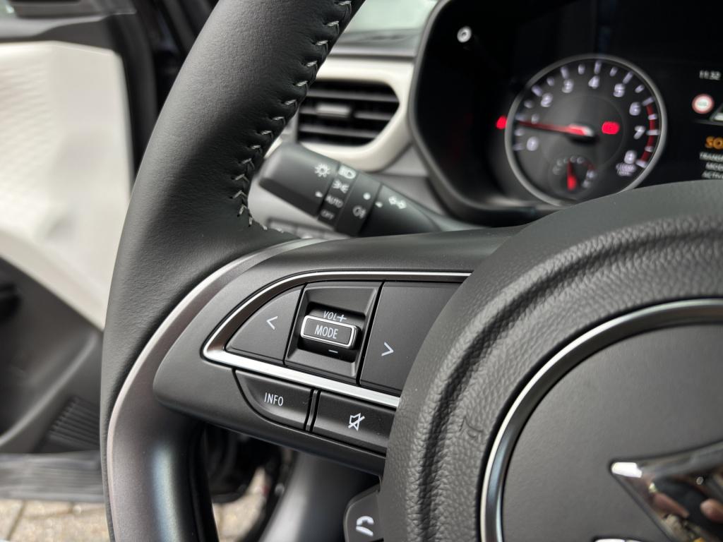 Suzuki Swift 1.2 select smart hybrid