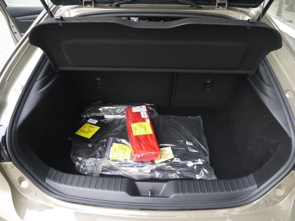 Mazda 3 2.0 e-skyactiv-x m hybrid 186 exc-line | nieuwe auto