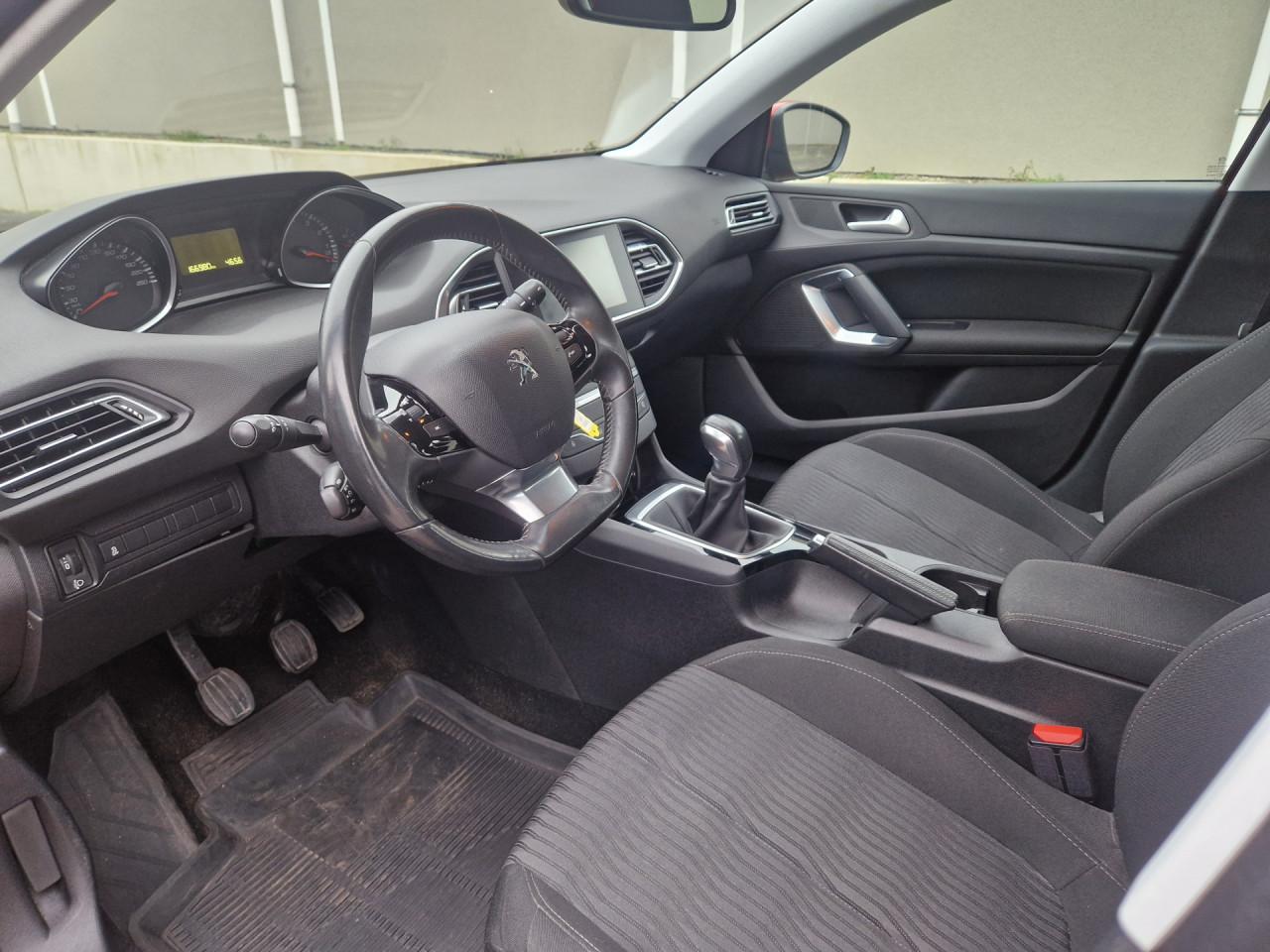 Peugeot 308 1.2 VTi Active