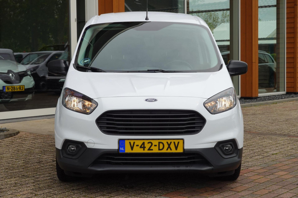 Ford Transit Courier 2022 ford transit courier gesloten bestelwagen trend, 