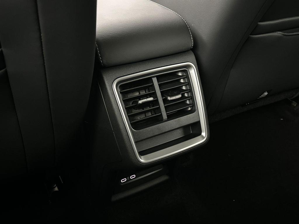 Skoda Elroq sportline elektromotor 210 kw / 286 pk suv elektri