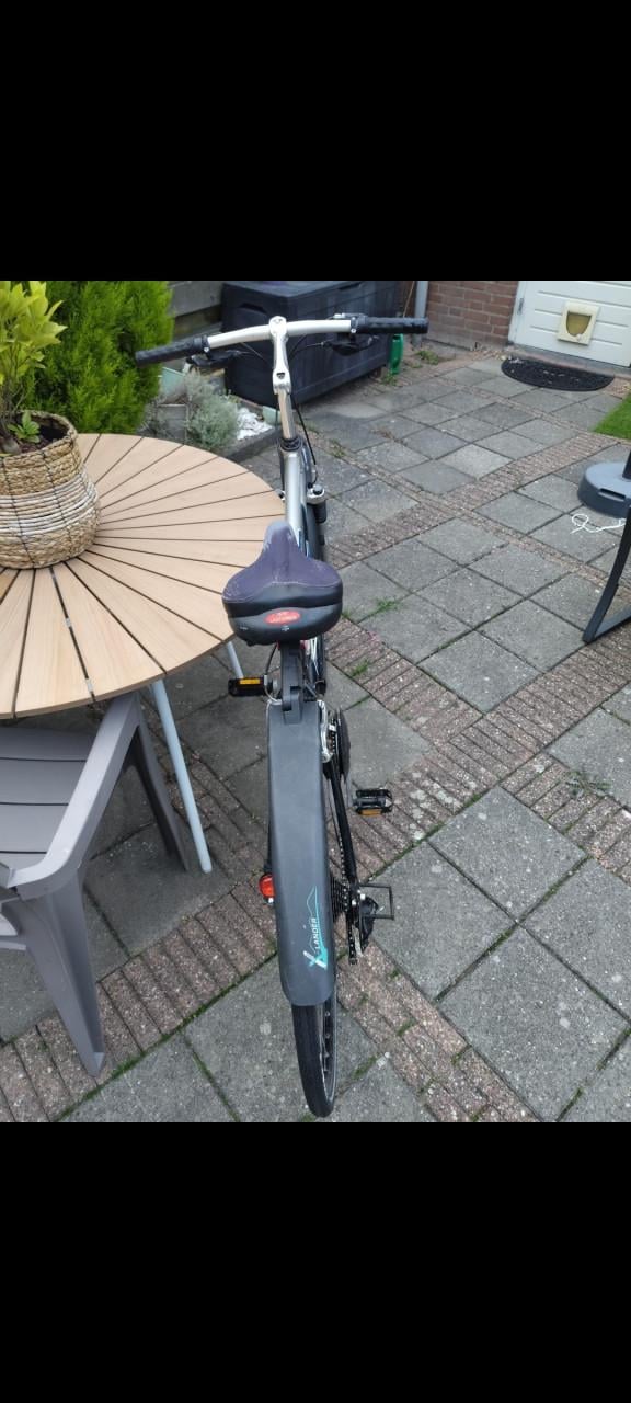 Giant mountainbike en racefiets