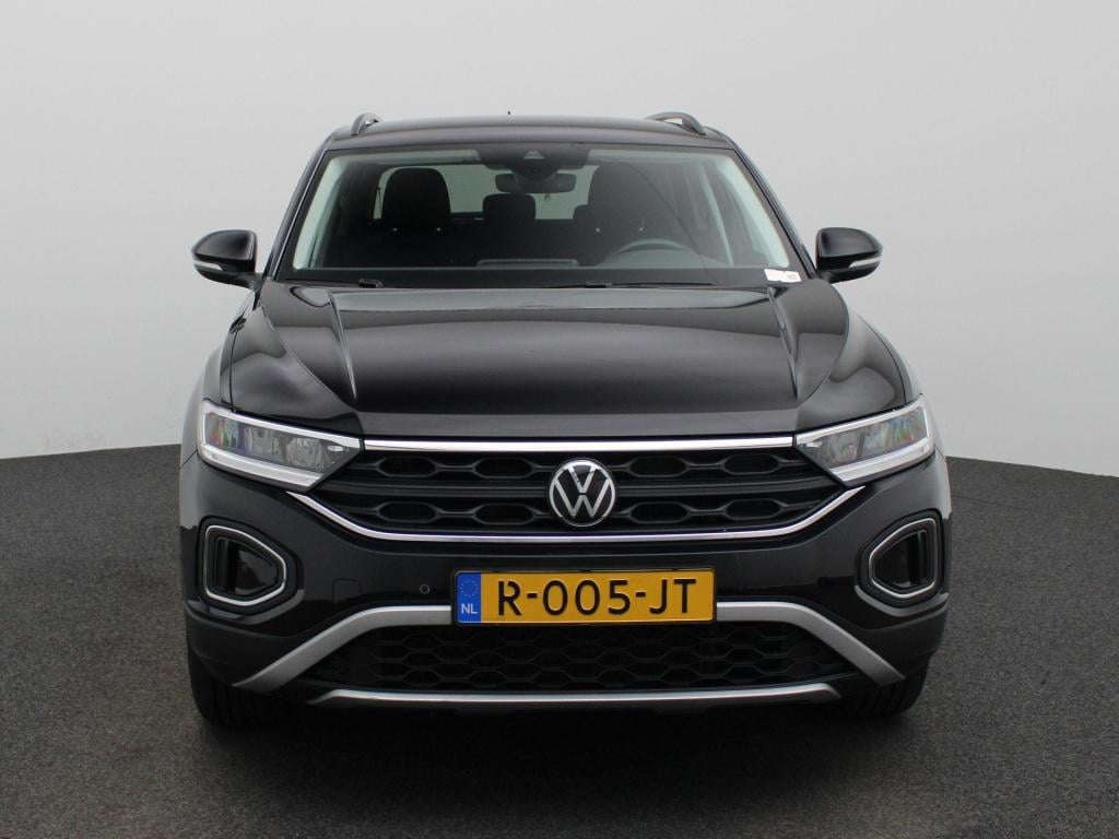 Volkswagen T-roc 1.0 tsi life | trekhaak | parkeer sensoren | virtual cockp