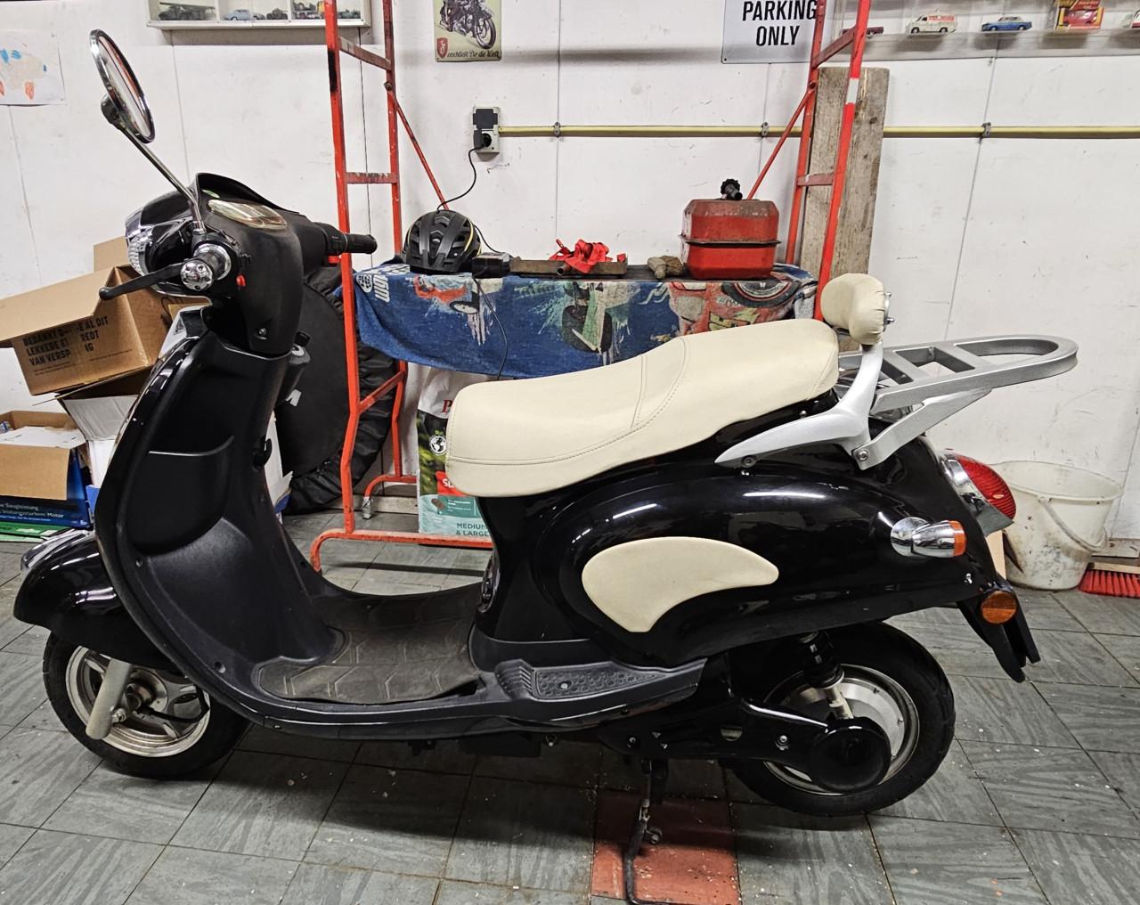 Electrische snorscooter