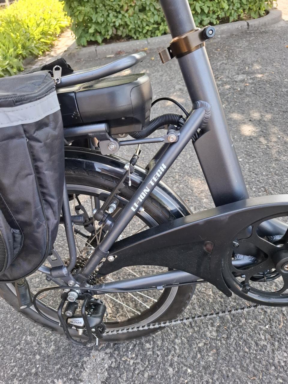 VELOGI Electrisch minivouwfiets.