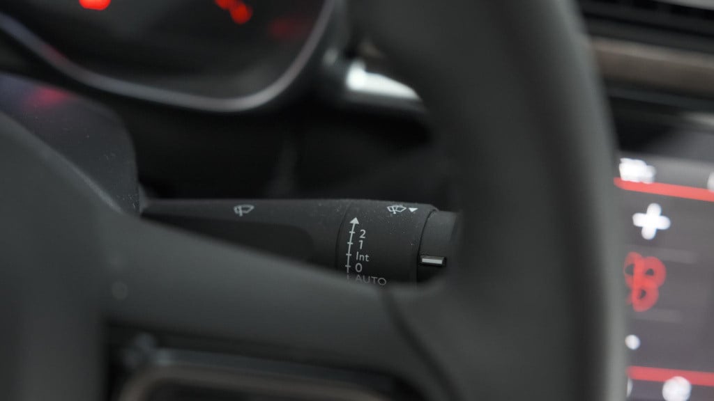 Citroen C3 puretech 82 feel edition | apple carplay | parkeersensoren | nav