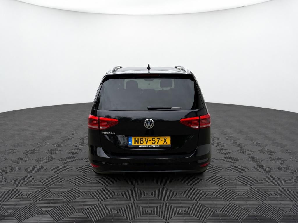 Volkswagen Touran 1.2 tsi highline