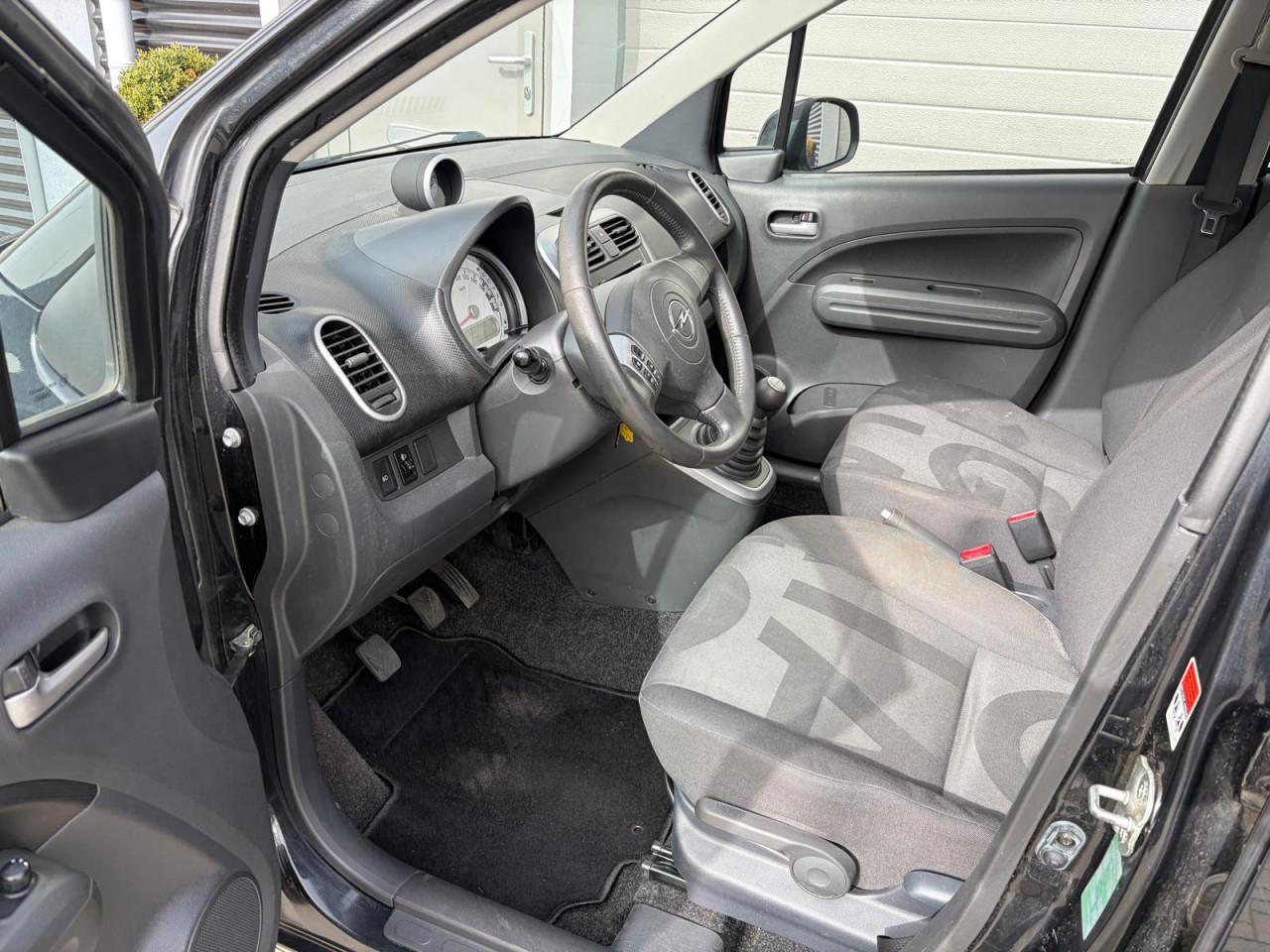Opel Agila 110.000 NAP / Airco / Nieuwe APK