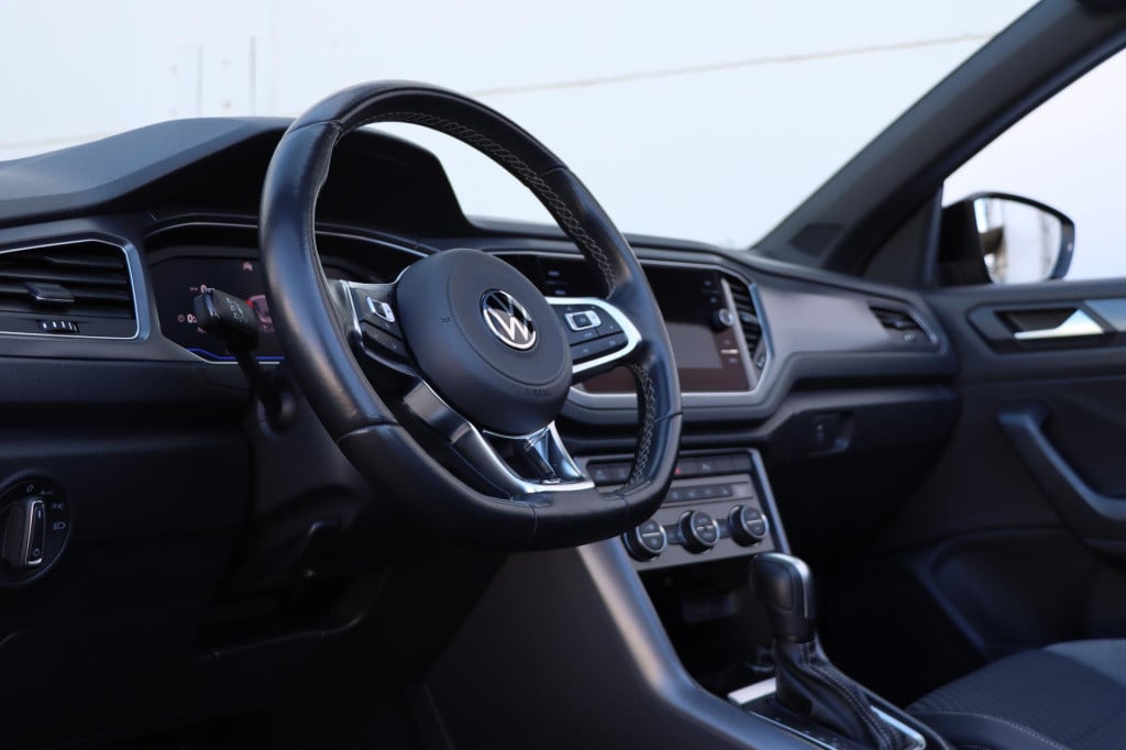 Volkswagen T-roc cabrio 1.5 tsi r-line 150pk dsg7